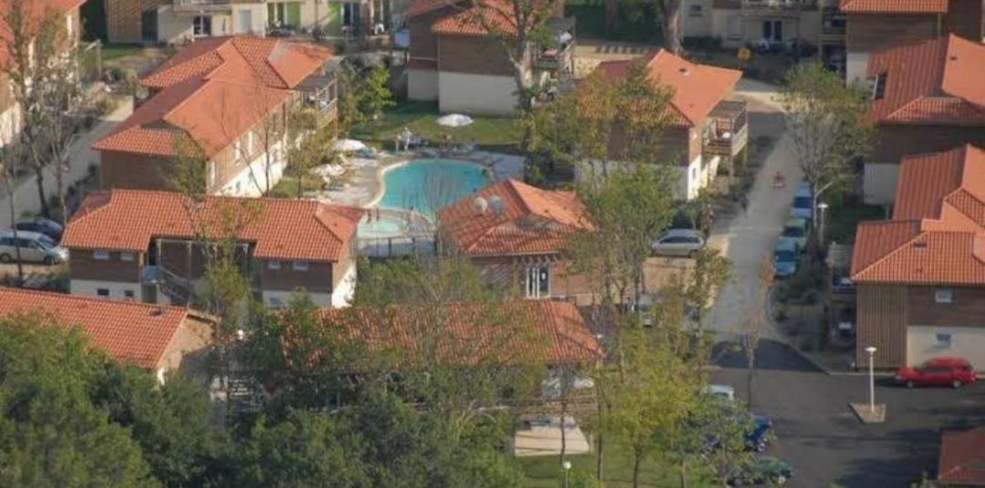 Les Terrasses Du Lac Piscine Et Vue Lac A4 Aureilhan  Exterior photo